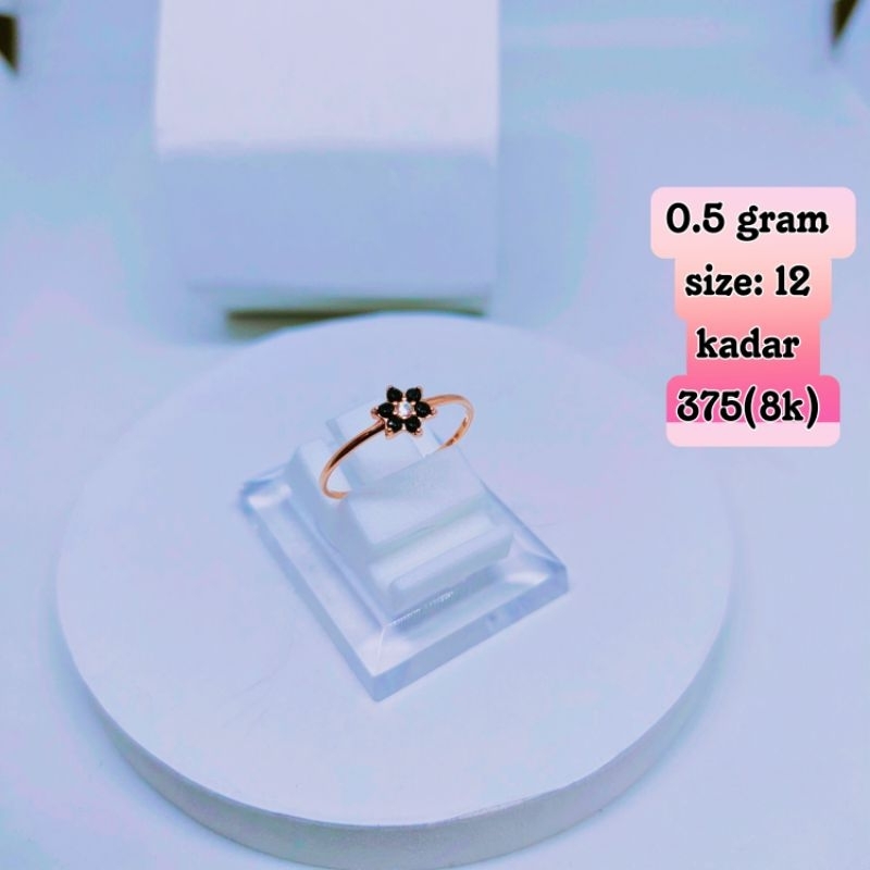 cincin emas model Van cleef permata hitam.mas kadar 375(8k)