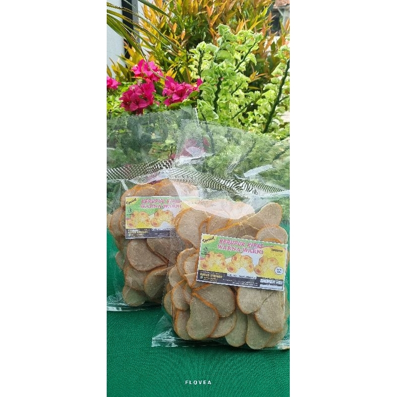 

Cemilan Batik Madura Flovea /Kerupuk Kipas