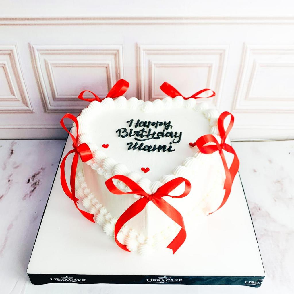 Kue Ulang Tahun/Birthday Cake/Kue Ultah Tema Love/Kue Love Ribbon red/Kue Birthday Jakarta