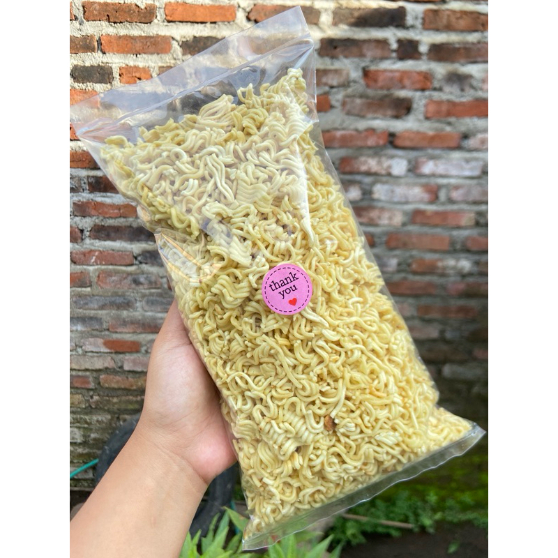 

mie kremes sedap bawang homemade