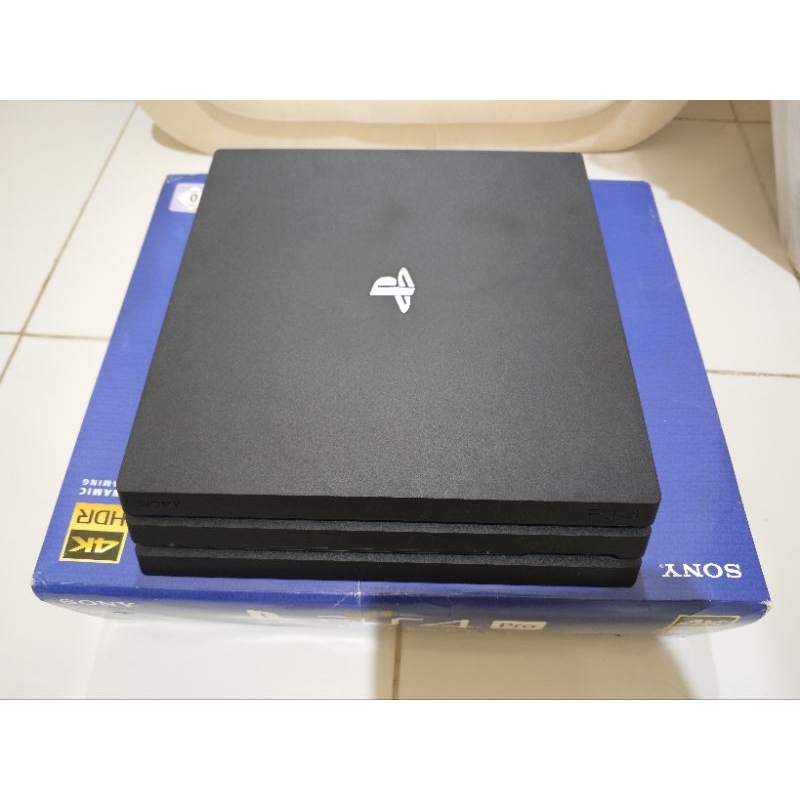 PS 4 PRO GRADE PRODUCT 1TB SECOND