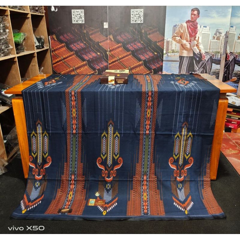 atlas sgt putih cerah grosir sarung atlas Sarung pria atlas idaman kembang