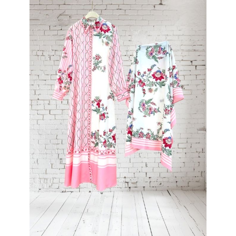 Gamis set hijab terbaru motif bunga anggun warna pink muda bahan katun silk lembut ld 116cm pb 135cm