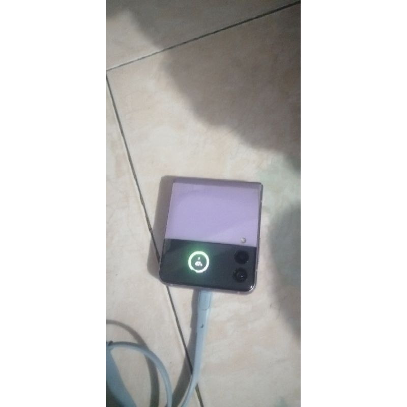 samsung z flip 3 sein 8/256 minus lcd