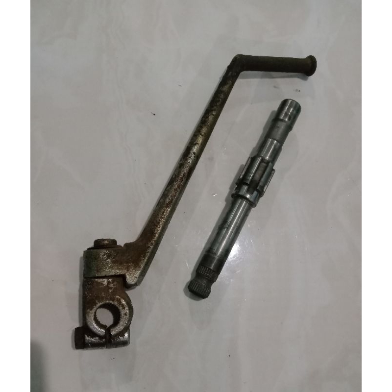 As starter+slah engkol pedal starter Suzuki TRS GP100 GP125 Original second