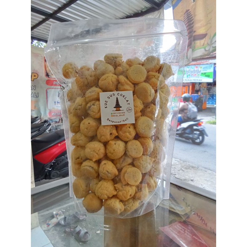 

SOES COKLAT // 200gr - 400gr // RENYAH // LUMER // TERLARIS