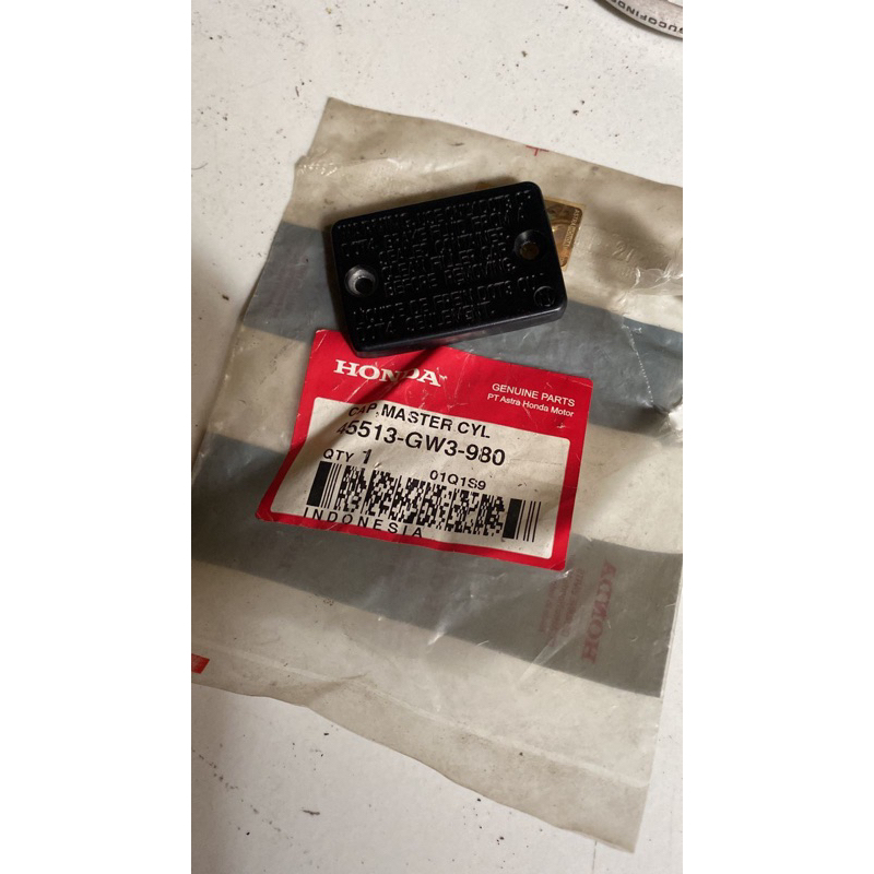 45513-GW3-980 Tutup Master Rem Tutup Minyak Rem Beat Karisma Supra X 125 Vario Revo 100 Revo 110 Var
