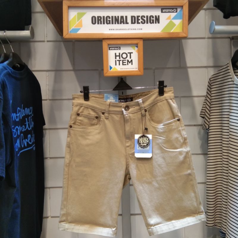 Celana Chinos pendek / pants pria Sharks.co brand original