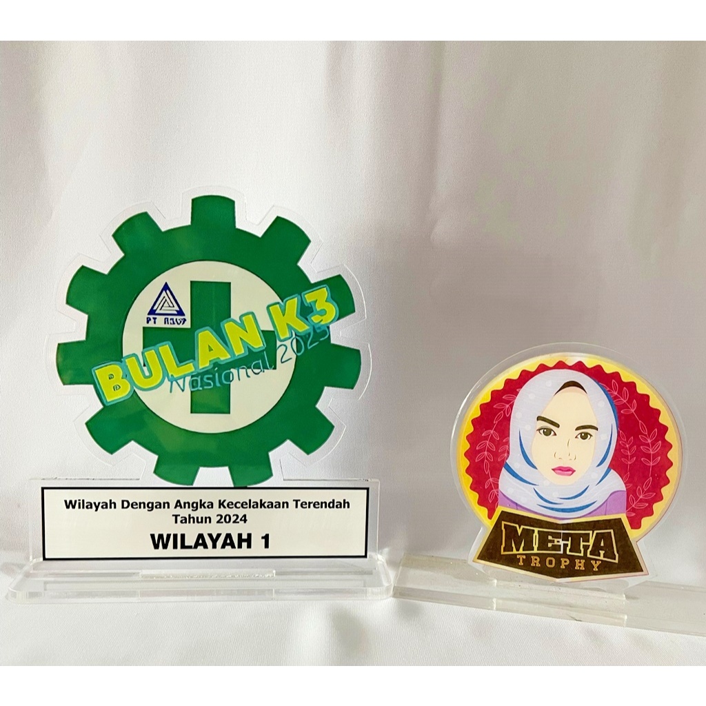 PLAKAT AKRILIK CUSTOM KENANG - KENANGAN KELULUSAN CINDERAMATA MURAH