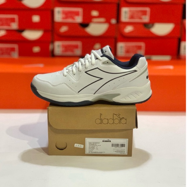 SEPATU BADMINTON DIADORA VOLEE 6 ORIGINAL STORE (DIA179100033)