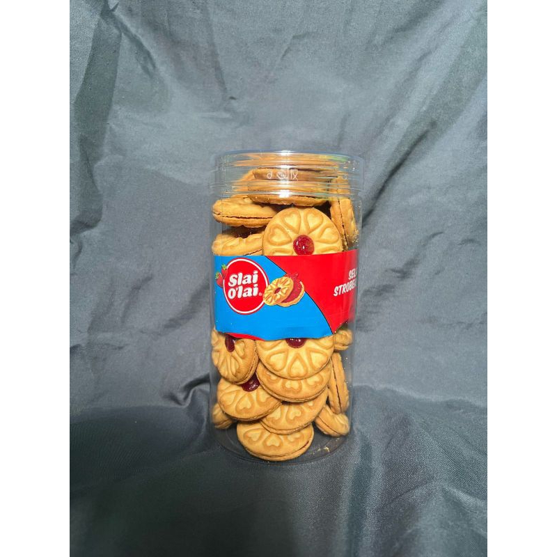 

SLAI O'LAI TOPLES 1Liter , SLAI OLAI , SLAI OLAI 370gr , cemilan, snak toples , snack , cemilan toples