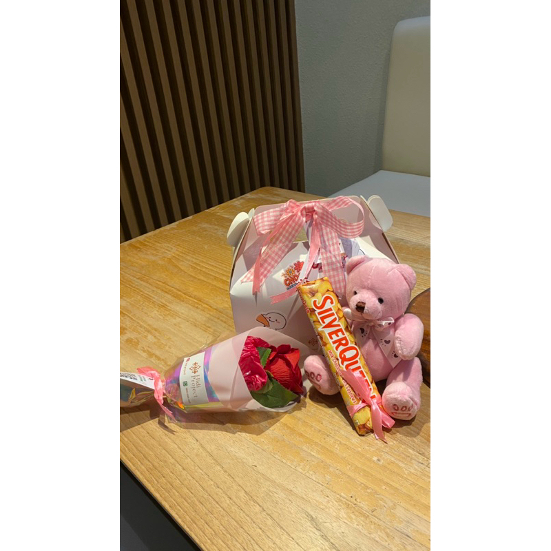 

gift box for valentine hadiah pacar hadiah hari kasih sayang GiFT FOR VALENTINE HIDI