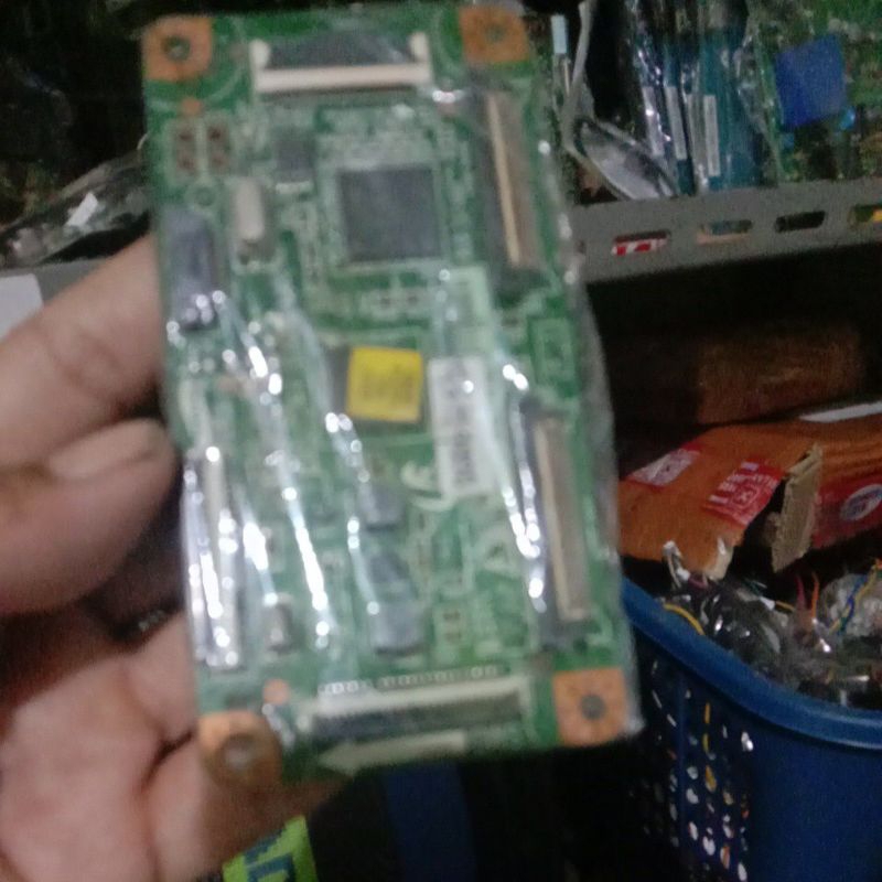 TCon TV plasma Samsung Type 43H4000