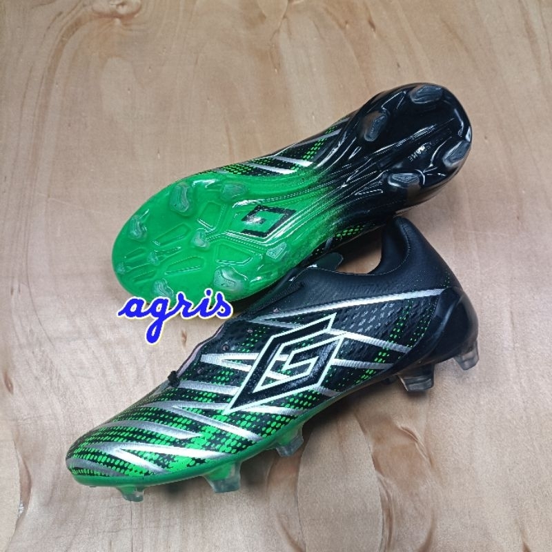 Sepatu bola Goallo original