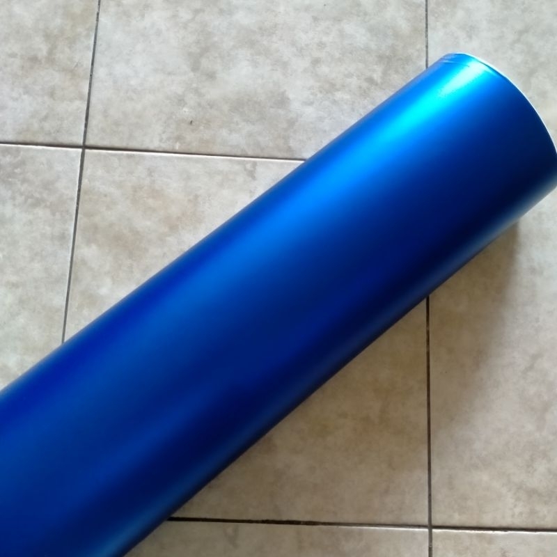 Sticker Skotlet Biru Metalic Doff Matte (per 25cm)