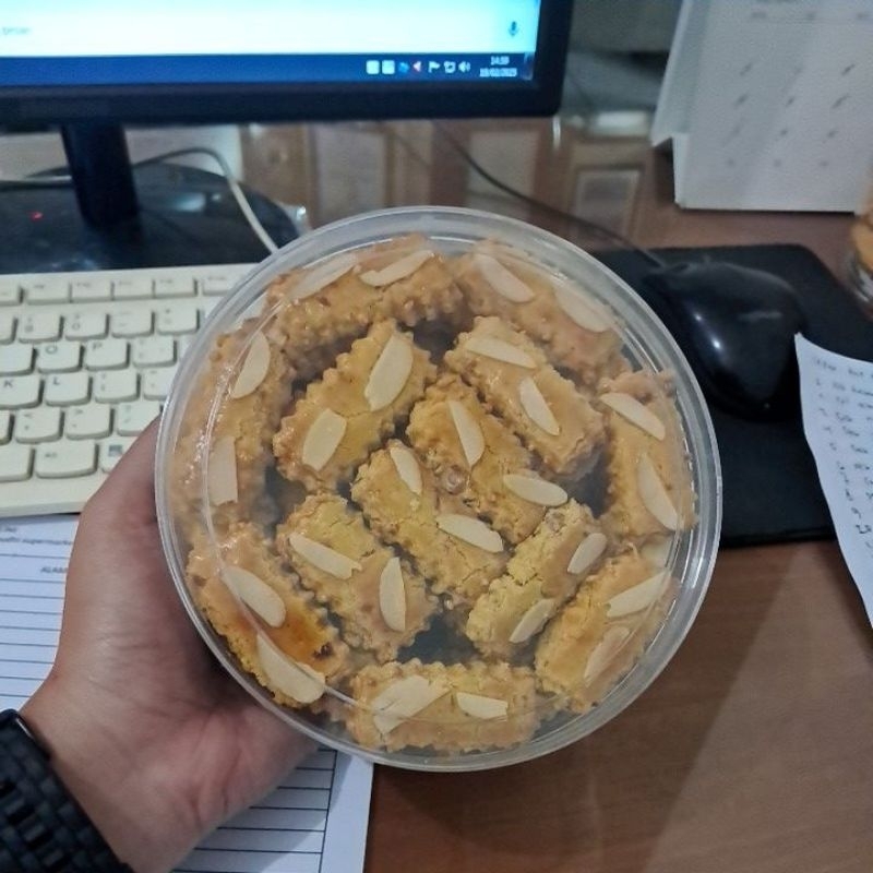 

Stb Fruit Almond Stick Cookies Stoples 450gr