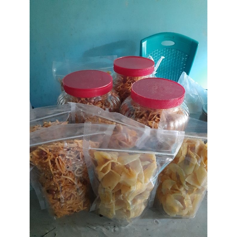

Sambal dan Keripik Pisang