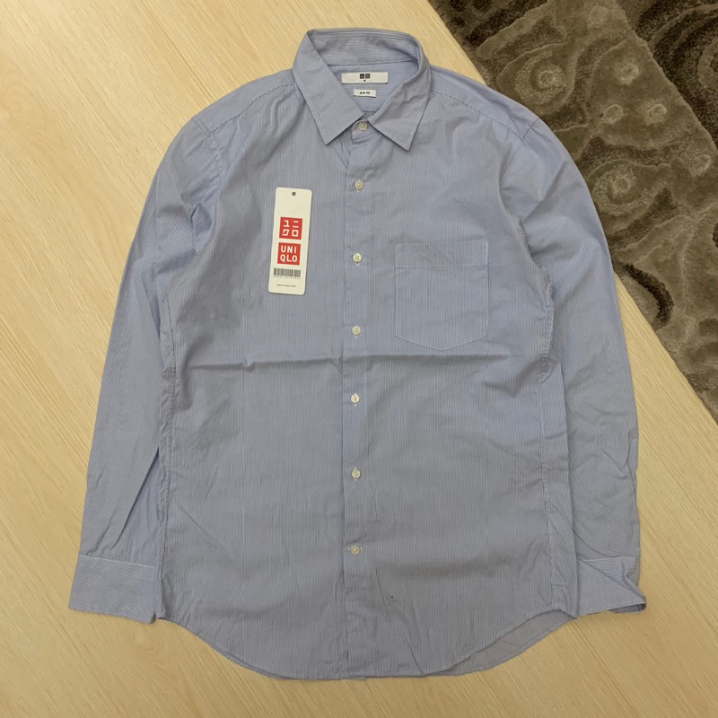 uniqlo kemeja lengan panjang garis biru putih ukuran M model slim pria wanita unisex original