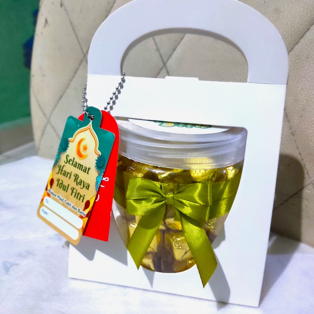 

Coklat Piramid Hampers Box dan toples patahan sq