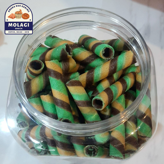 

Astor Green Tea Toples 2 Liter / Kue Kering Barcelona - Molagi Snack