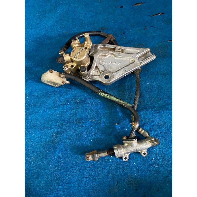 Master rem cakram belakang honda Supra x 125 pnp Supra x 125 fi helm in original