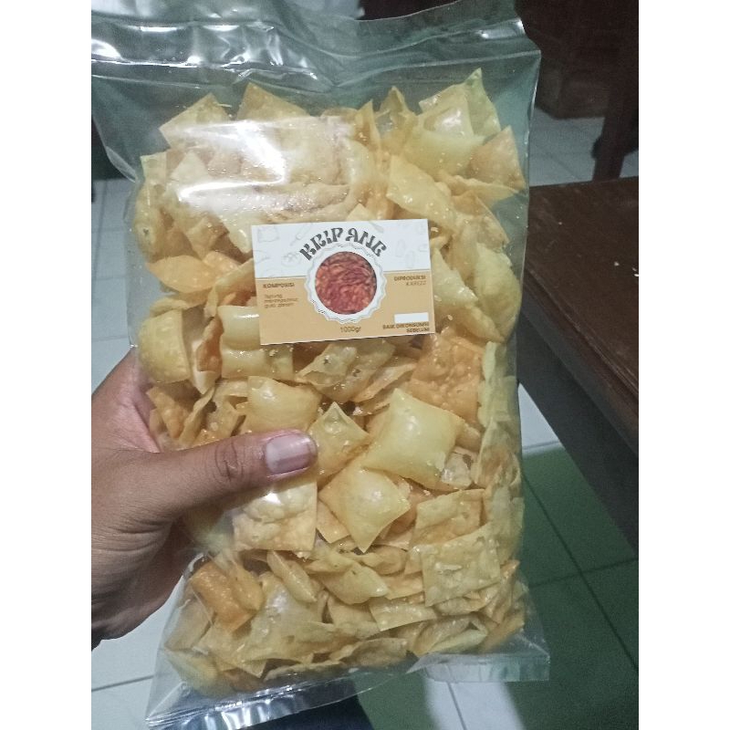 

Kripik Pangsit 500gr Pedas daun jeruk