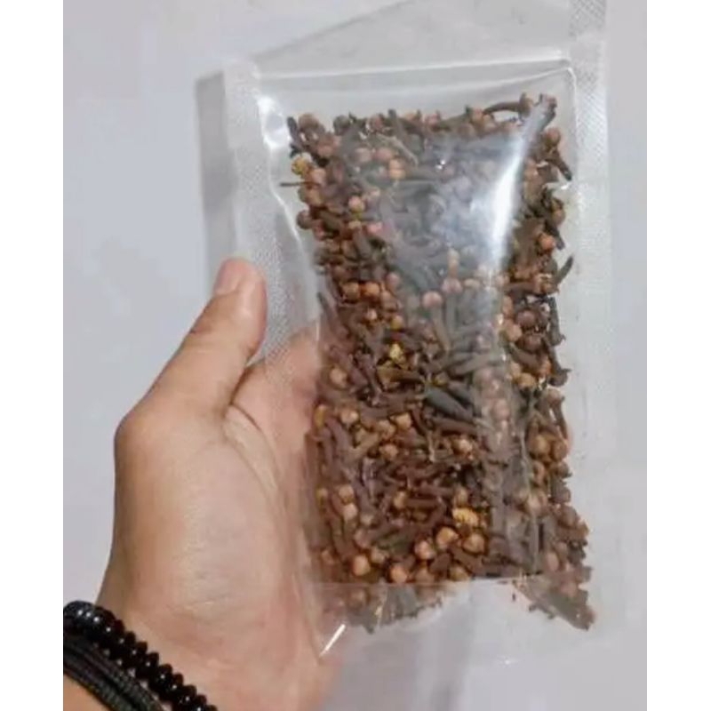 

CENGKEH UTUH KERING / CLOVES MURNI 100gr di keringkan denggan sinar matahari