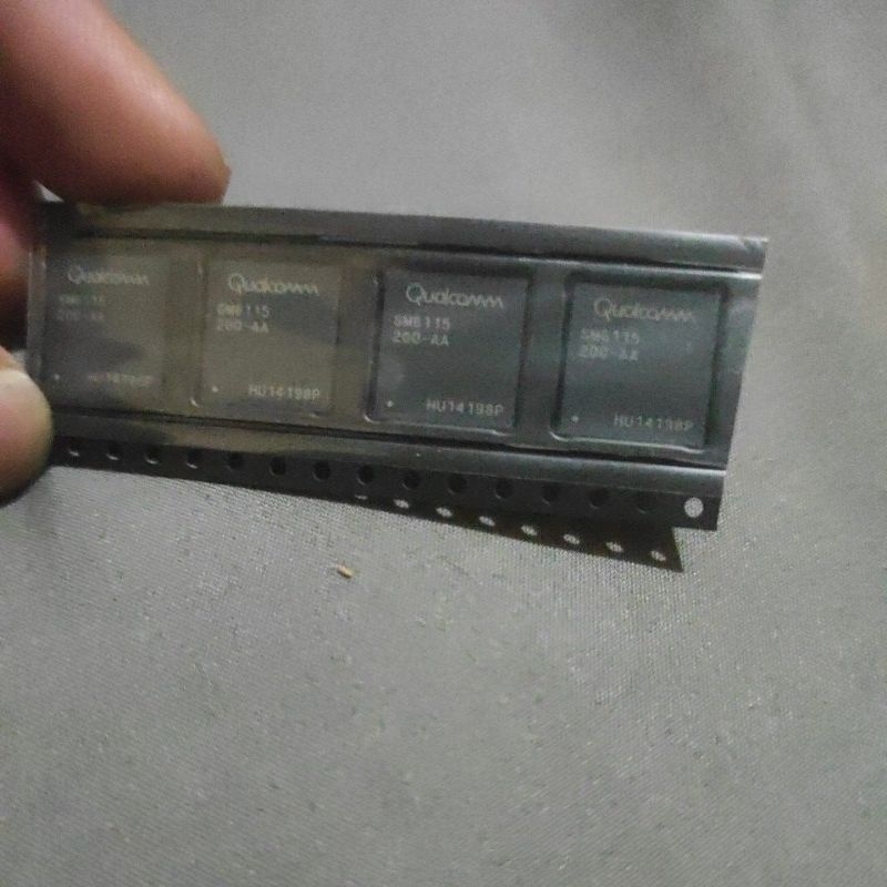 IC CPU SM6115 200-AA ORIGINAL SEGEL 100%