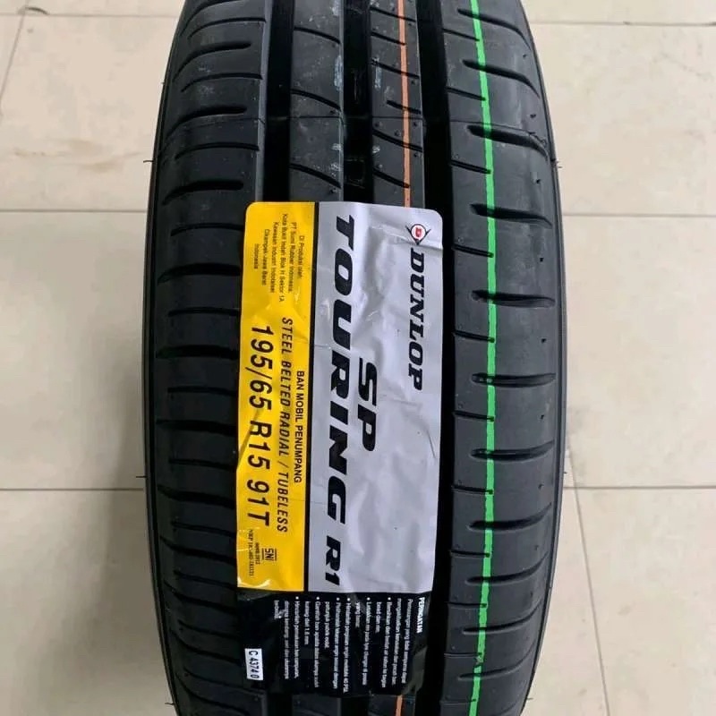 Ban 195 65 R15 Mobil Luxio Apv Kuda Panther - Ban Mobil Dunlop SP Touring R1
