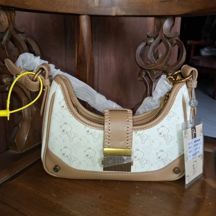 tas sling mini brand choco bear