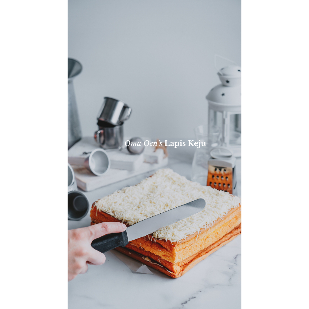 

Oma Oen's Premium Wijsman Butter Mandarin Cake