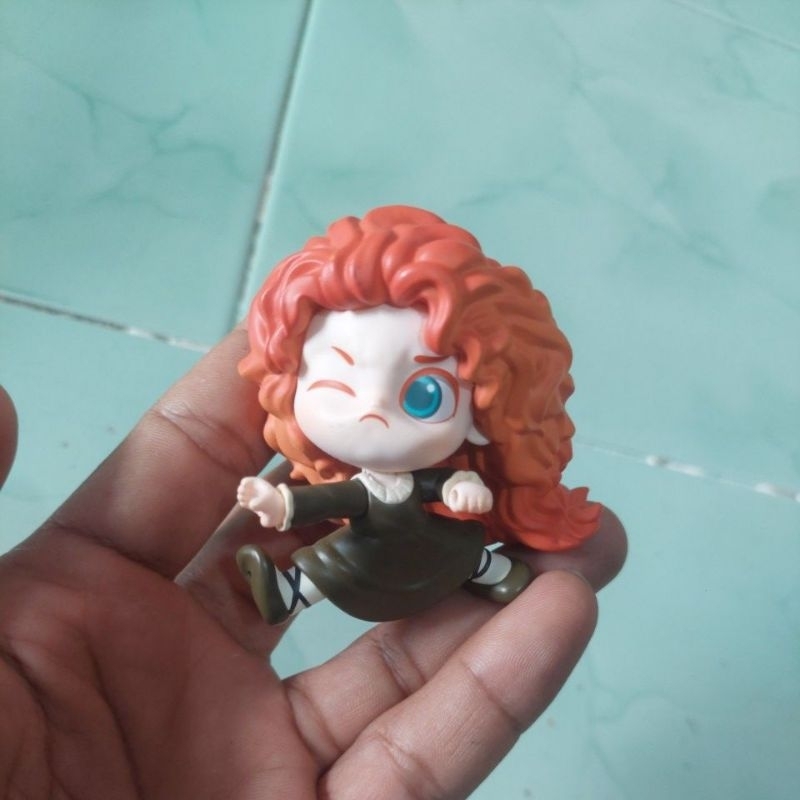 mainan pop mart figure disney