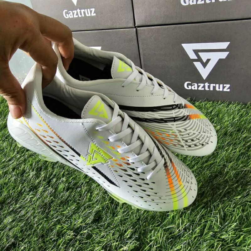 SEPATU BOLA GAZTRUZ PREDATORS JUNIOR SEPATU BOLA GAZTRUZ ANAK TERMURAH TERBARU AWET TAHAN JEBOL