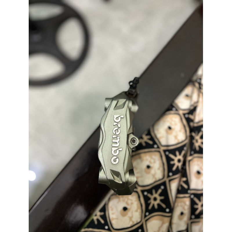 Kaliper Brembo M432 pict100 Kiri 2ND Original