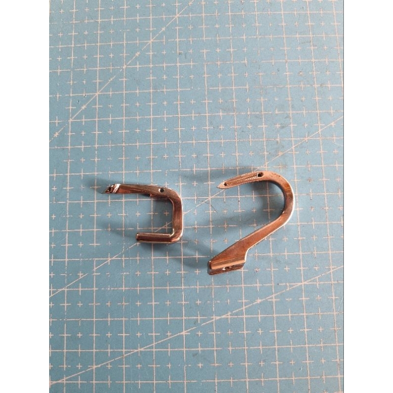 Loper mesin jahit Obras kecil Yamato