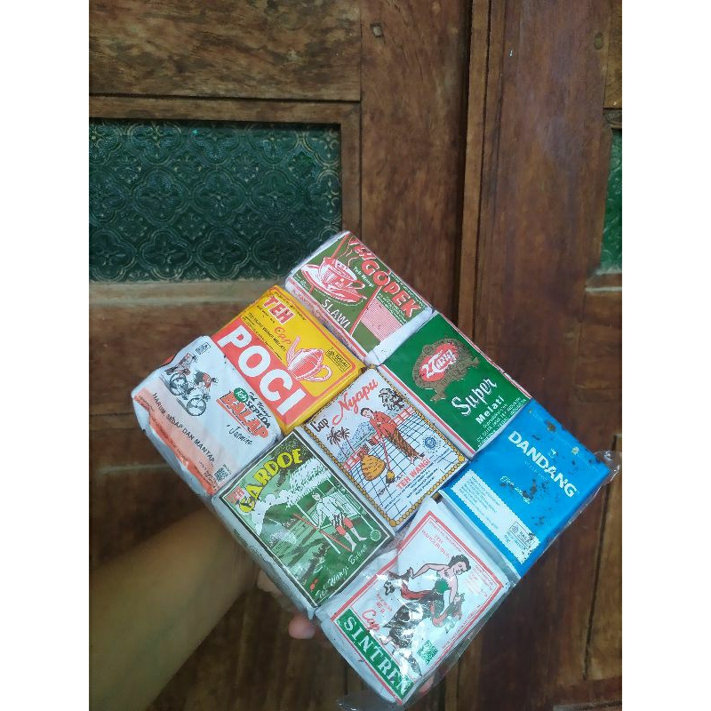 

teh solo racikan 8(dandang sintren gardoe nyapu 2tang balap poci gopek) ginastel wagistel