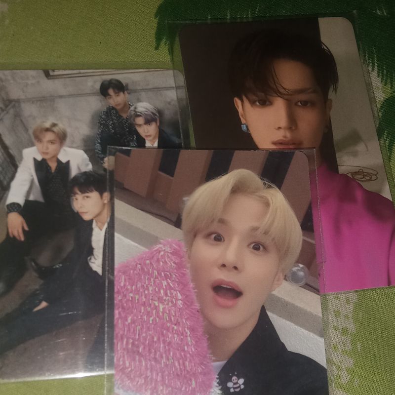 

Photocard official NCT Taeyong sticker (sticky ver) dan Jungwoo Dcon semangka