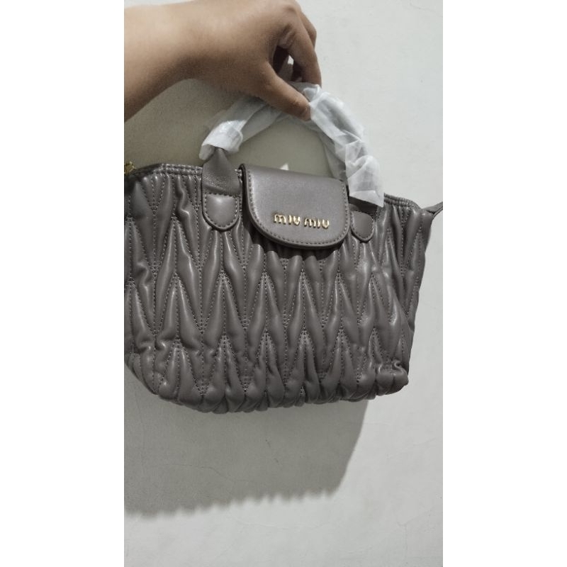 Tas slempang wanita mini miu terbaru- miu fashion