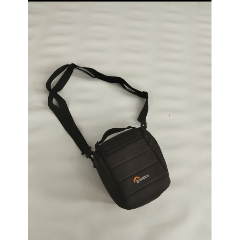 tas kamera by lowepro