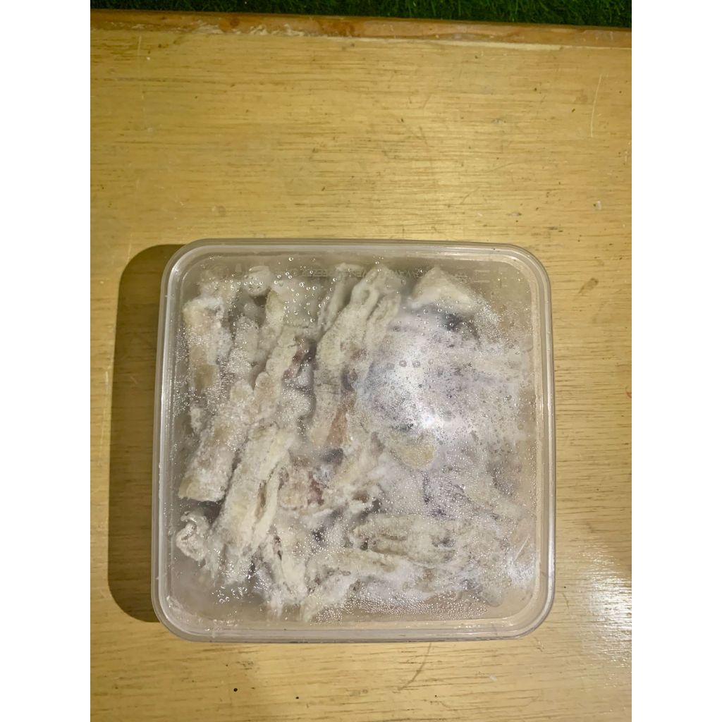 

Ceker Ayam Tanpa Tulang 1 Box