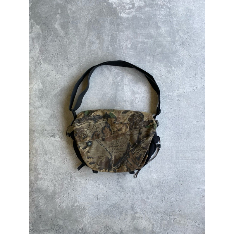POLAR Real Tree Sling Bag