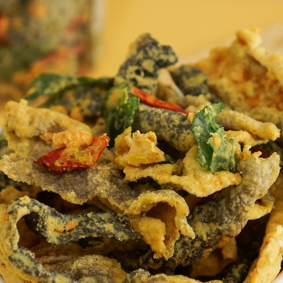 

Keripik Kulit Ikan Salmon Fish Skin Salted Egg Renyah dan gurih 115gr