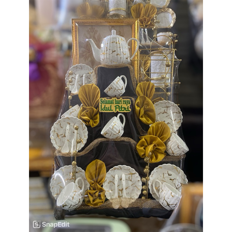 

parcel tea set putih gold mewah/parcel hampers lebaran 2025/parcel pecah belah