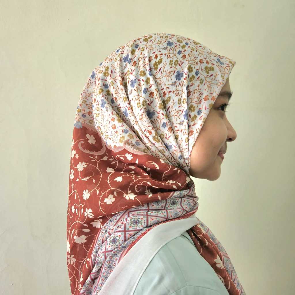 Penawaran Terbatas Luminous Beauty Veils - [SHAWLPUBLIKA] Hijab Segi Empat Shawlpublika/Hijab Segi