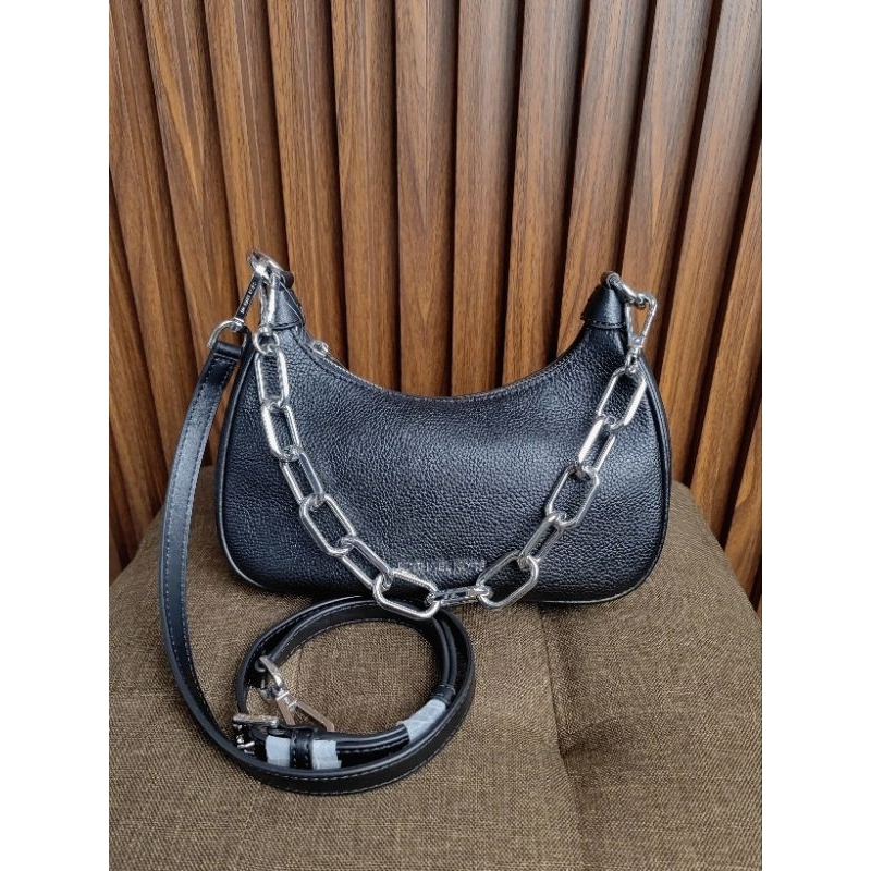 MK Cora Medium Zip Pouchette Leather Black