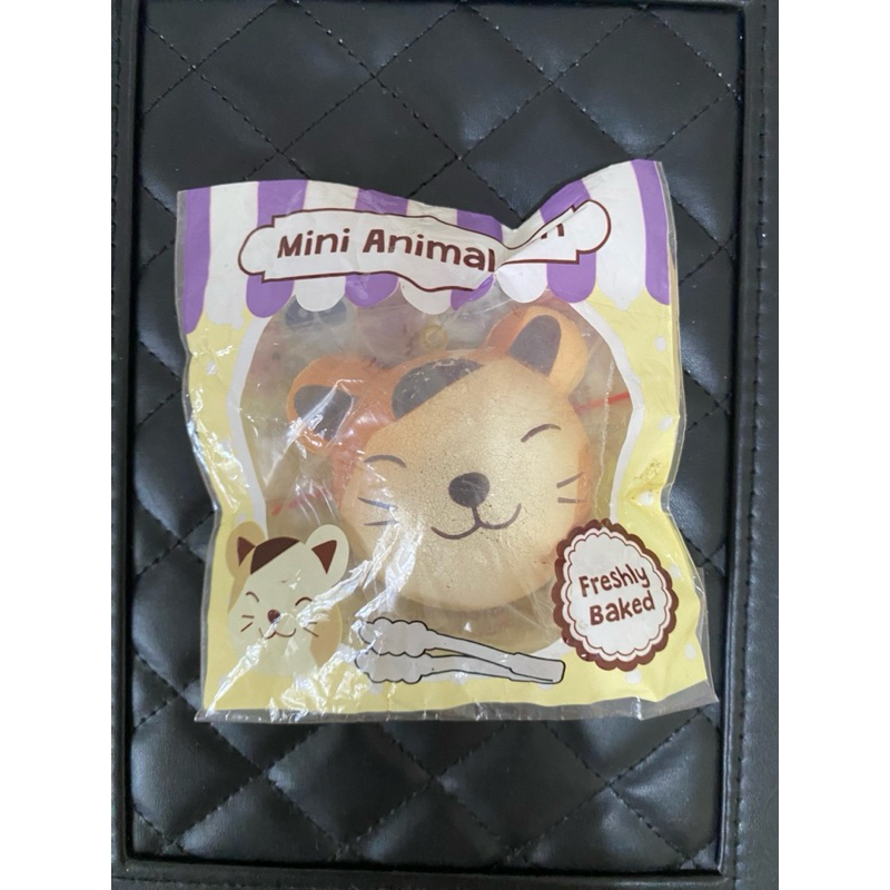 Preloved Squishy Punimaru Mini Animal Bun