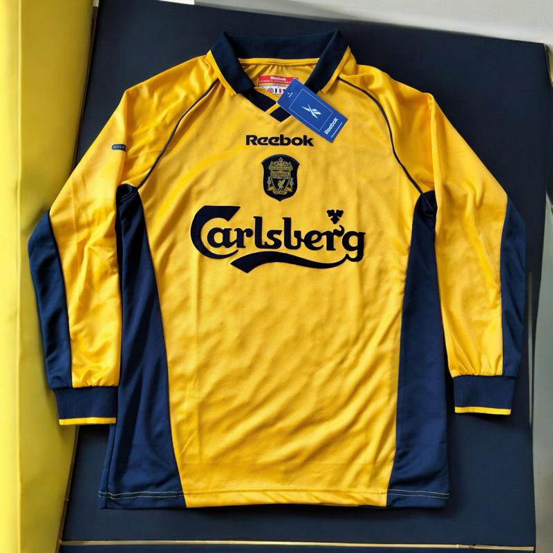 JerseyLiverpool away2001