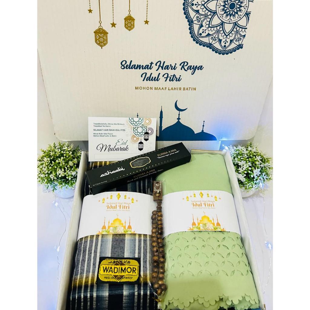 Hampers Mukena Katun Laser Cut + Sarung Wadimor+Kurma Ajwa / /Hampers Sarung/Hampers Idul Fitri/ Par