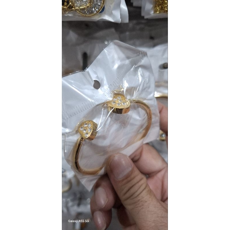 gelang pendant