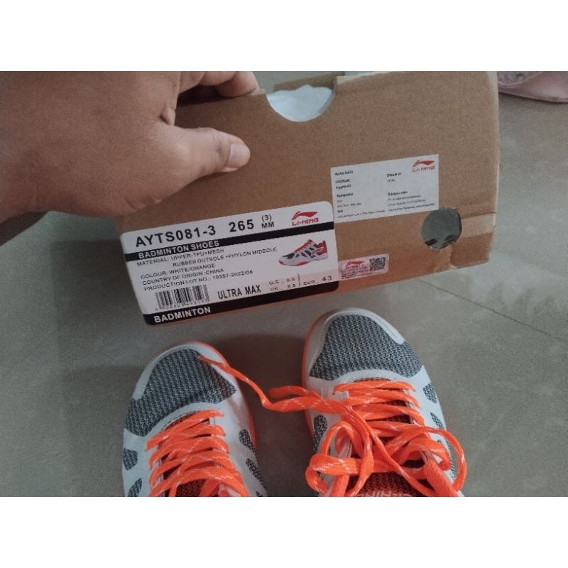 sepatu li ning ultamax size 43